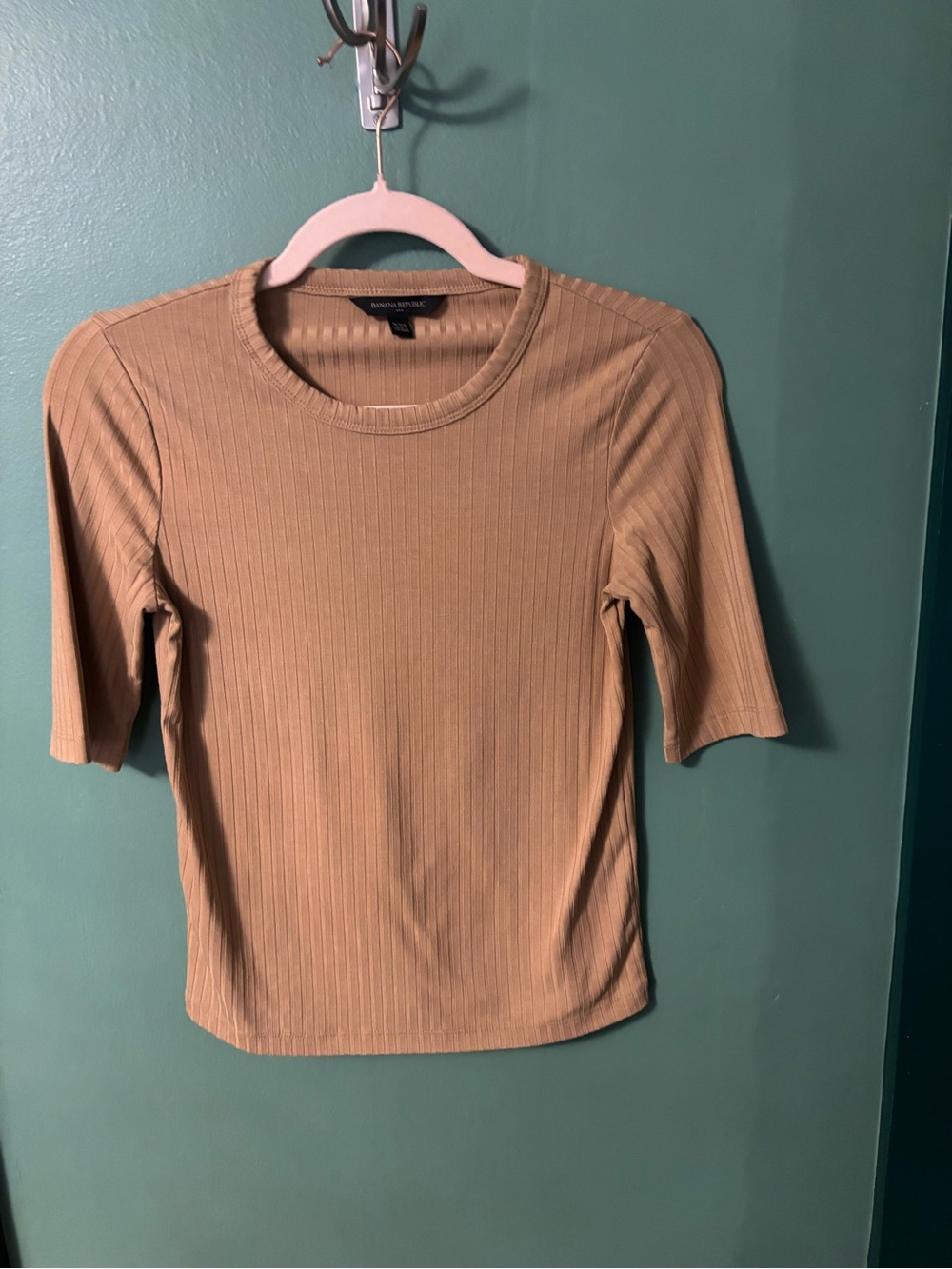 Banana Republic Camel Ribbed Short-Sleeve Tee